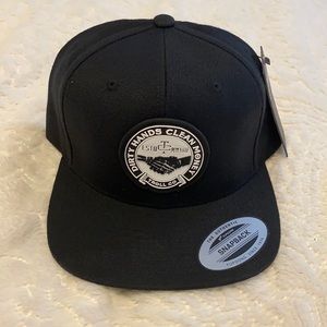 NWT Haggler SnapBack Hat - “Dirty hands clean money”